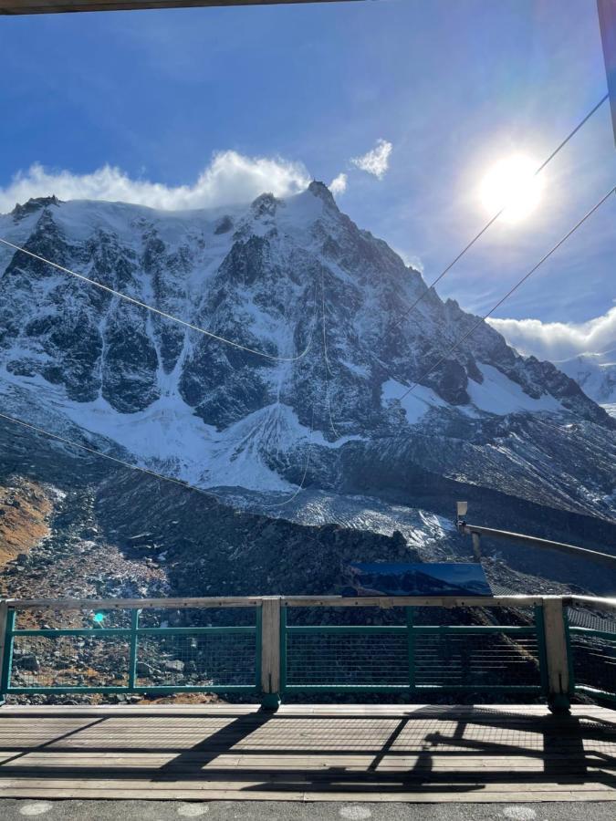 Апартаменты Center & Unique Mountain View Шамони Экстерьер фото